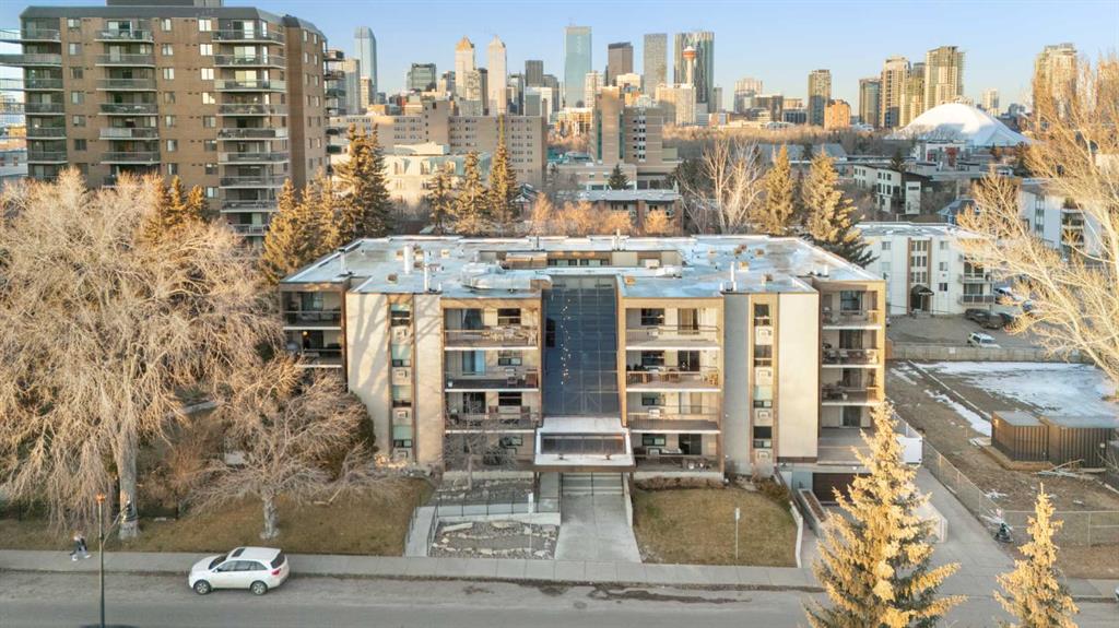 Third View of 201, 220 26 Avenue SW, Mission, Calgary, Alberta, T2S 0M4
