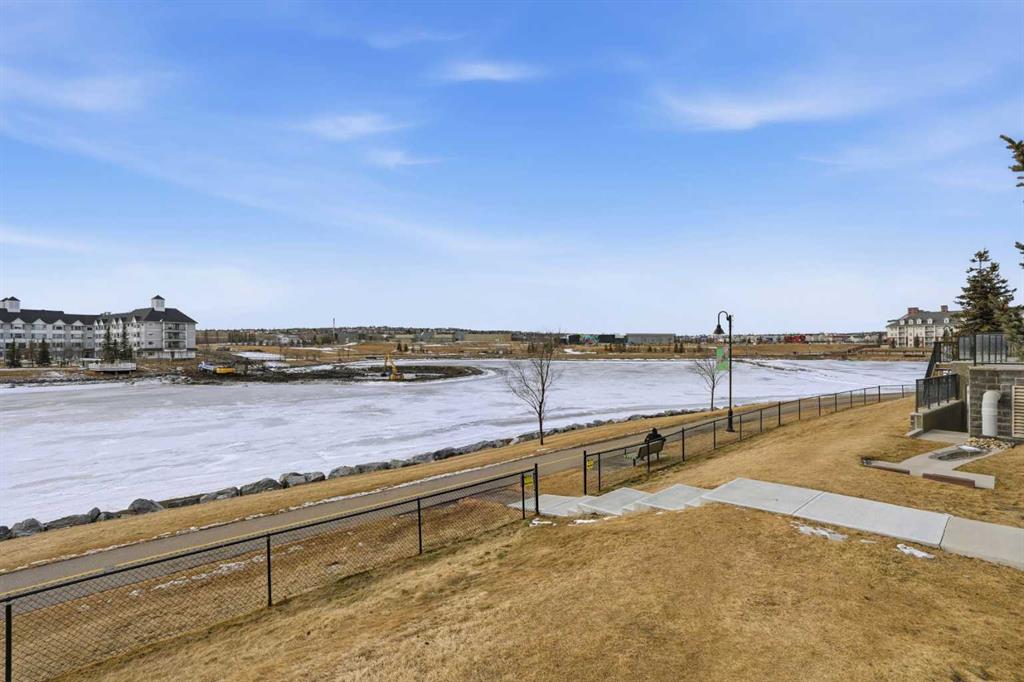 Third View of 114, 156 Country Village Circle NE, Country Hills Village, Calgary, Alberta, T3K 0E5