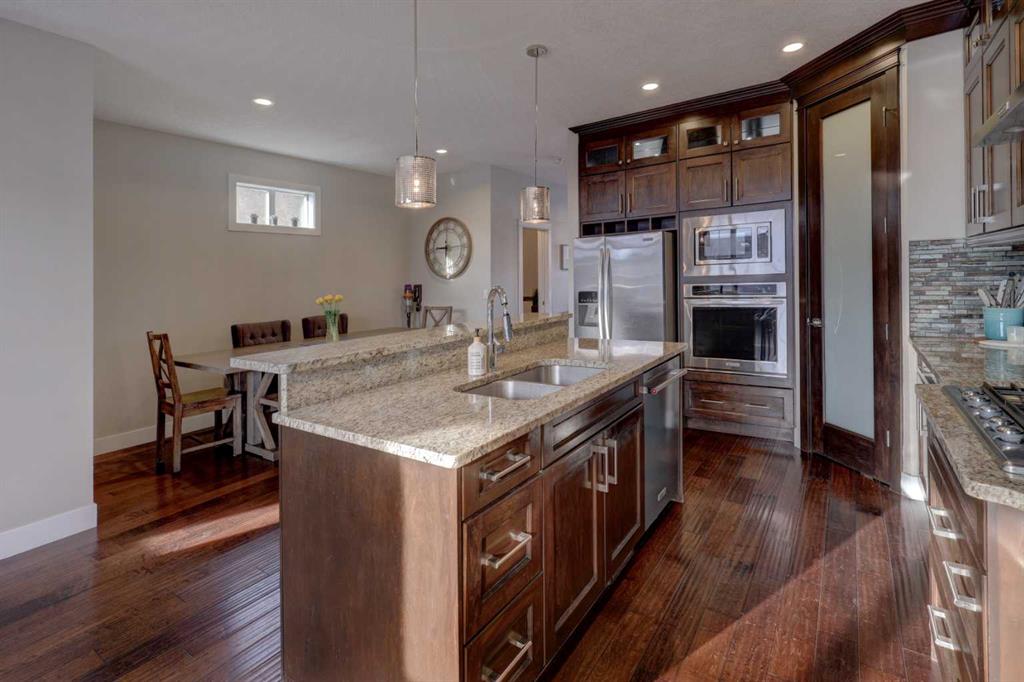 Fifth View of 1721 20 Avenue NW, Capitol Hill, Calgary, Alberta, T2M 1H2