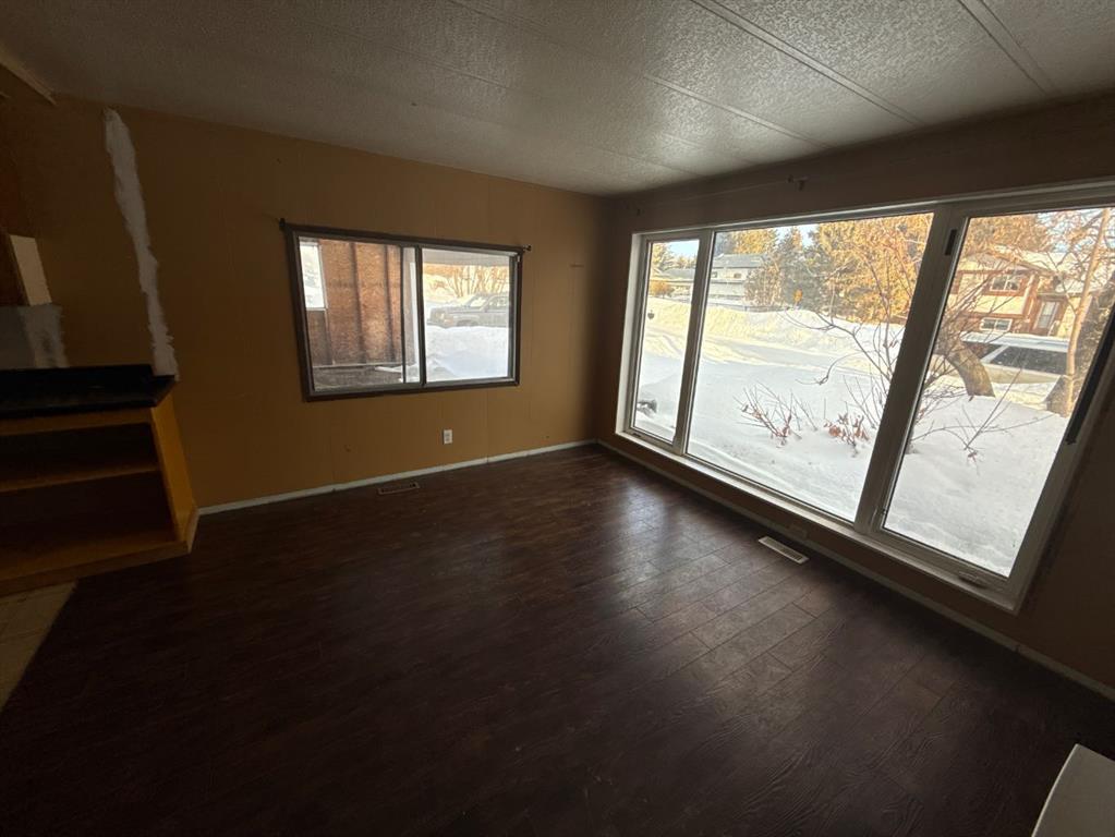 Fourth View of 5410 51 Street , NONE, Berwyn, Alberta, T0H 0E0