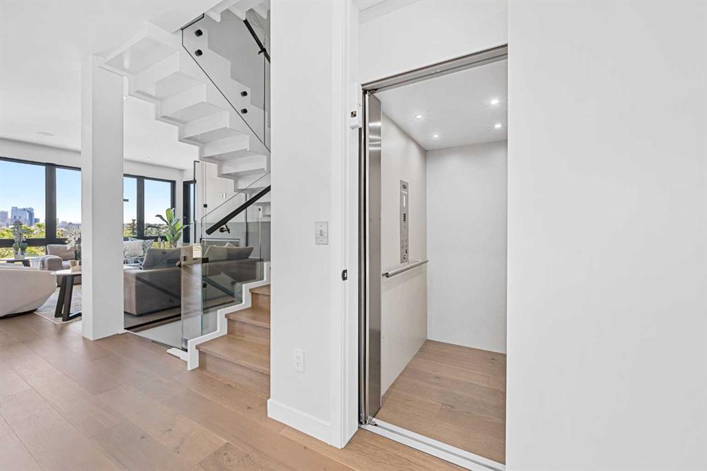 Fifth View of 120 13 Street NE, Renfrew, Calgary, Alberta, T2E4S1