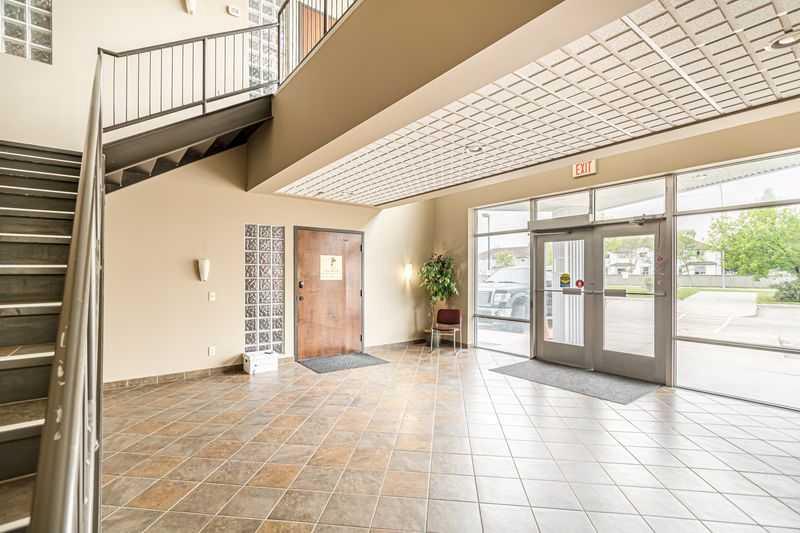 Fourth View of 102, 10820 24 Street SE, Shepard Industrial, Calgary, Alberta, t2z4c9