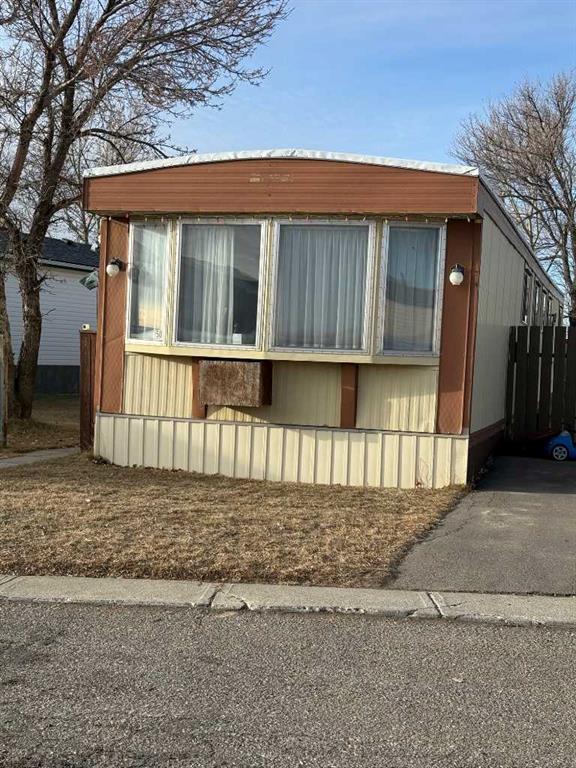 Third View of 50, 2715 Westside Drive W, West Side Trailer Court, Lethbridge, Alberta, T1J4M8