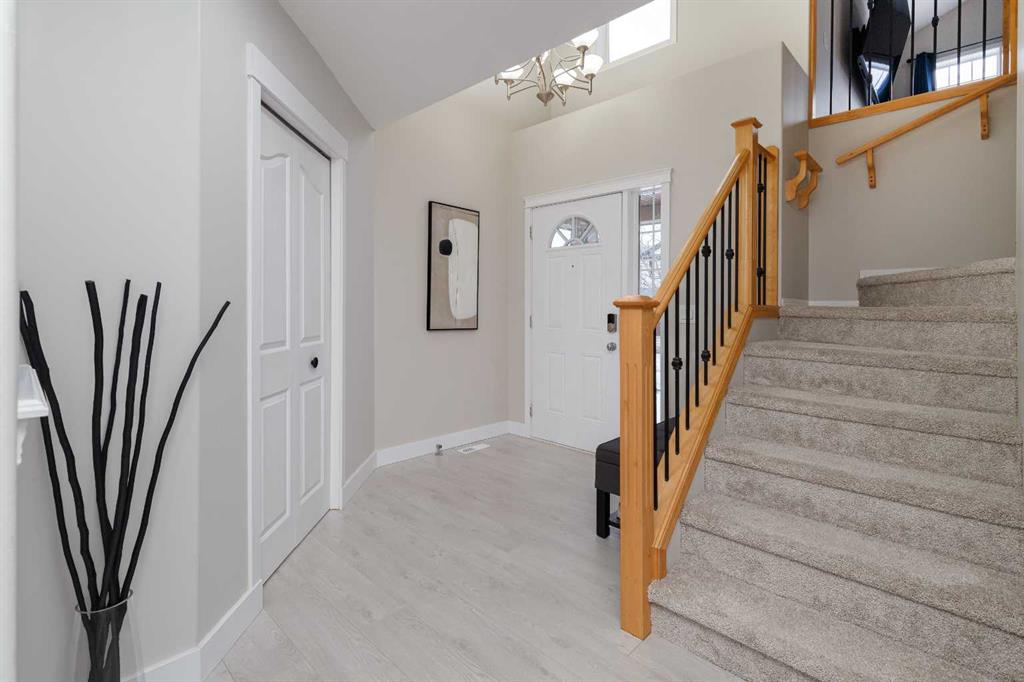 Fourth View of 86 Cougarstone Court SW, Cougar Ridge, Calgary, Alberta, T3H5R3