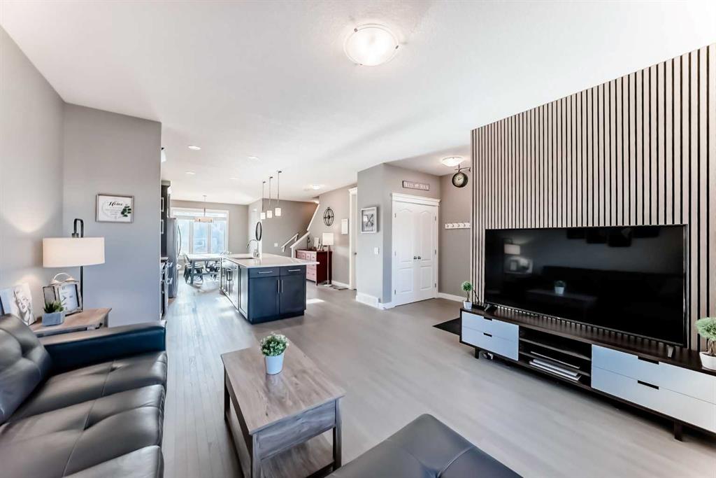 261 River Heights Drive , A2280453, Alberta,