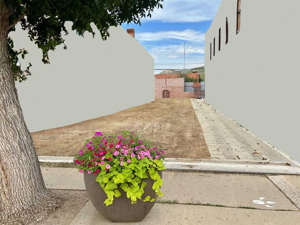 Second View of 30 3 Avenue East  , Downtown Drumheller, Drumheller, Alberta, T0J 0Y0