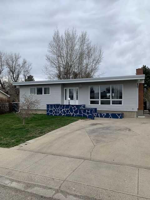 Second View of 2501 15 Avenue N, Park Meadows, Lethbridge, Alberta, T1H 4E1