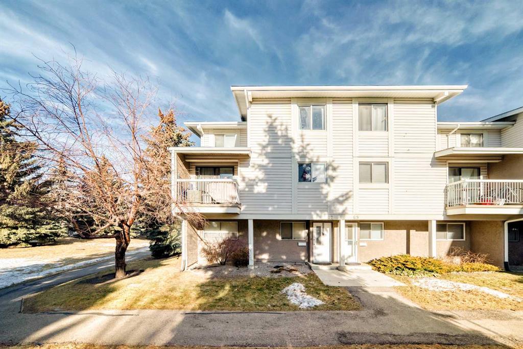 Second View of 72, 3015 51 Street SW, Glenbrook, Calgary, Alberta, T3E 6N5