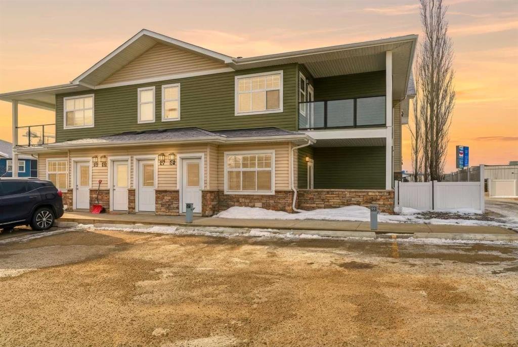 E8, 5300 Vista Trail , A2280658, Alberta,