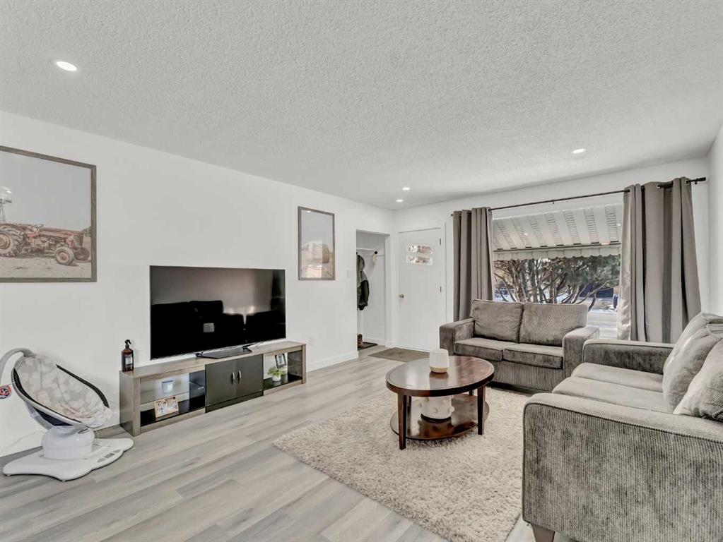 Fifth View of 763 Bassett Crescent NW, Northwest Crescent Heights, Medicine Hat, Alberta, T1A 6Z2