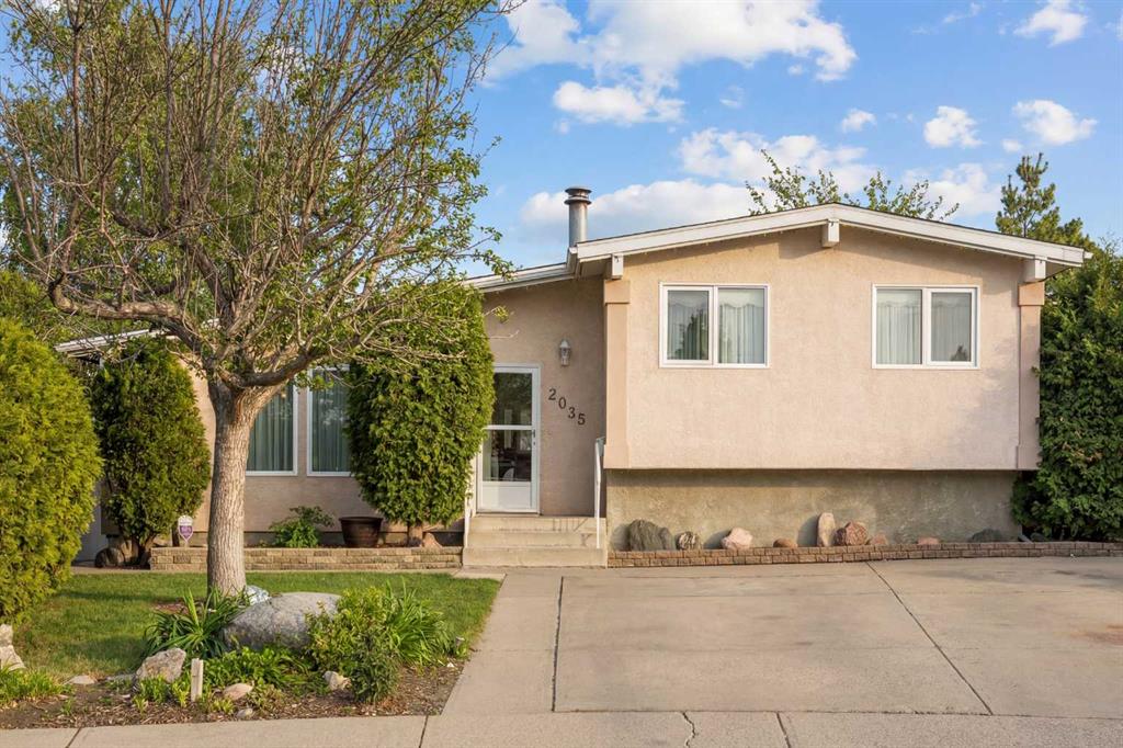 2035 19 Avenue N, A2280785, Alberta,