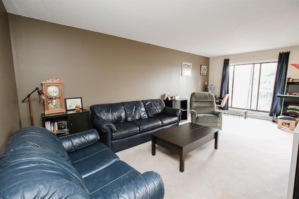 Third View of 5, 3501 51 Avenue , South Hill, Red Deer, Alberta, T4N 4G1