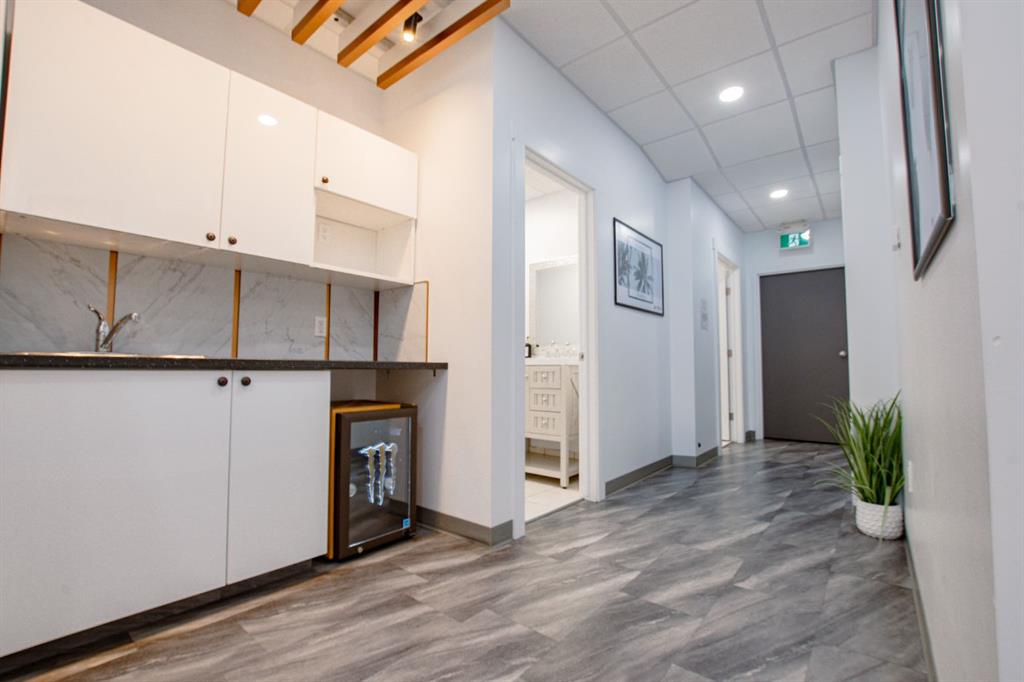 Fifth View of 105, 11249 89 Avenue , Richmond Industrial Park, Grande Prairie, Alberta, T8V 5X3