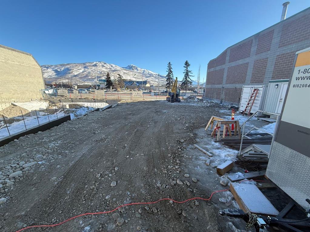 Second View of 630 CONNAUGHT Drive , Jasper, Jasper, Alberta, T0E1E0