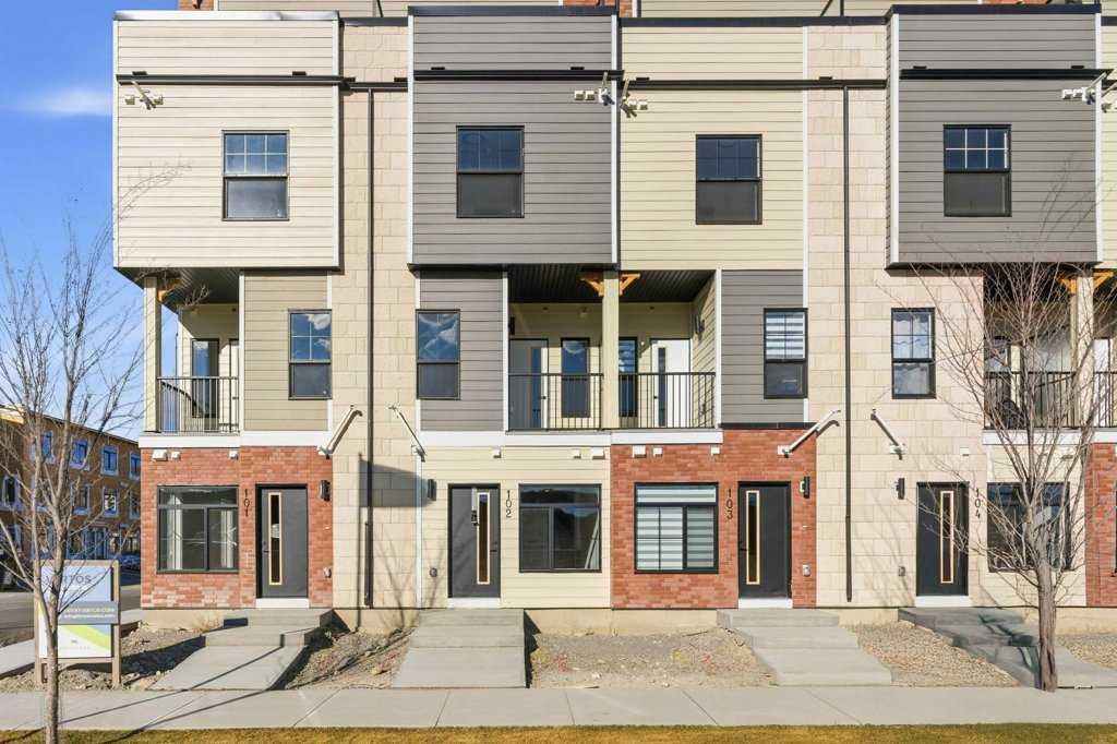 102, 156 Park Street , A2280871, Alberta,