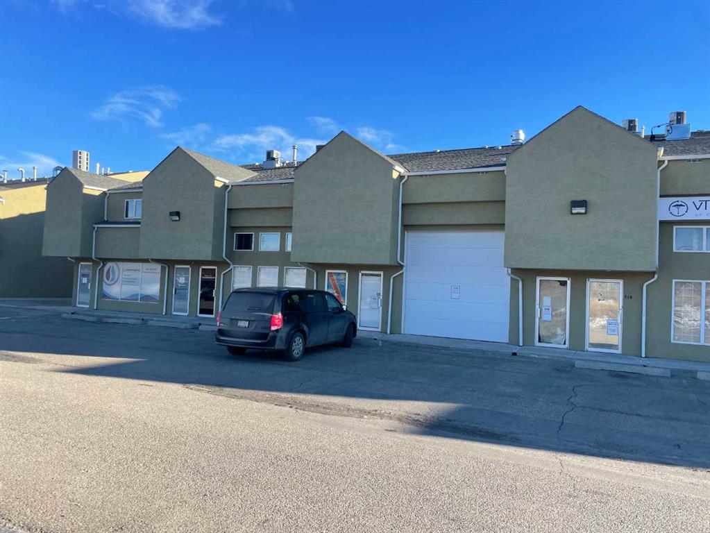 Third View of 516, 3208 8 Avenue NE, Franklin, Calgary, Alberta, T2V 7V8