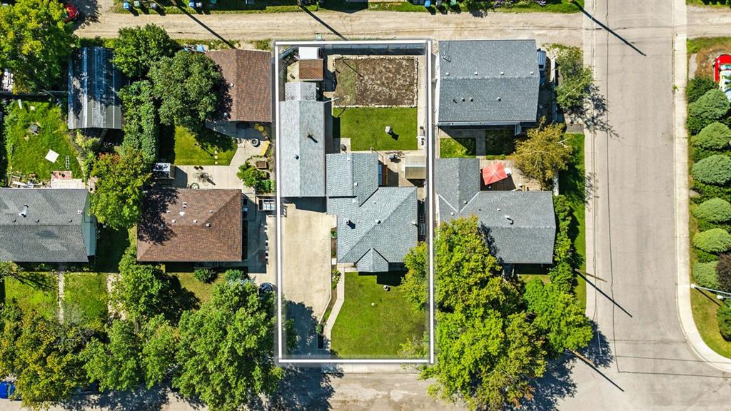 Fifth View of 6383 32 Avenue NW, Bowness, Calgary, Alberta, T3B 0K1