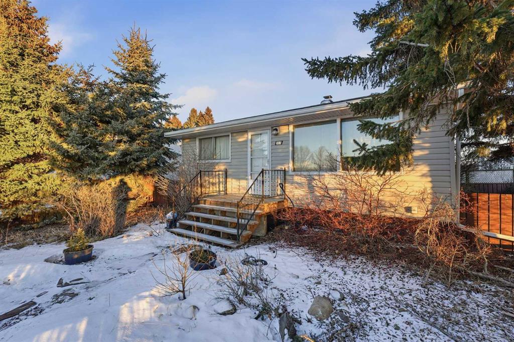 317 Centre Street , A2280931, Alberta,