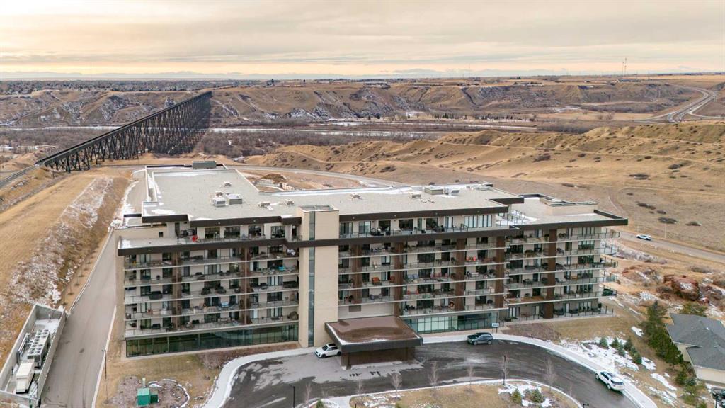 Second View of 133, 102 Scenic Drive N, River Valley - North, Lethbridge, Alberta, T1J 4L3