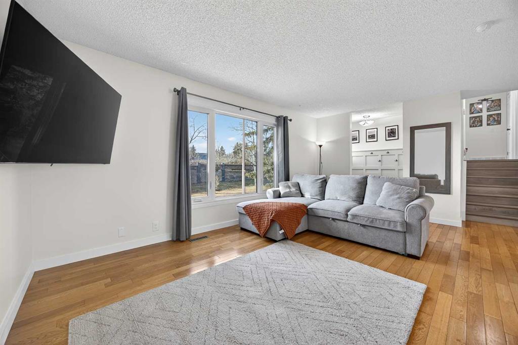 Fifth View of 98 Ranch Glen Drive NW, Ranchlands, Calgary, Alberta, T3G 1E5