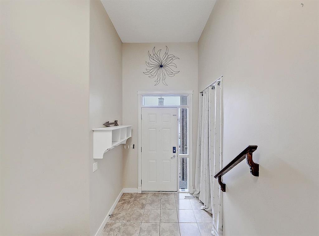 Third View of 308 Lineham Acres Drive NW, Lineham Acres, High River, Alberta, T1V 1W7