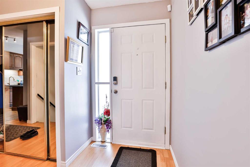 Third View of 2, 135 Jerry Potts Boulevard W, Indian Battle Heights, Lethbridge, Alberta, T1K 6H2