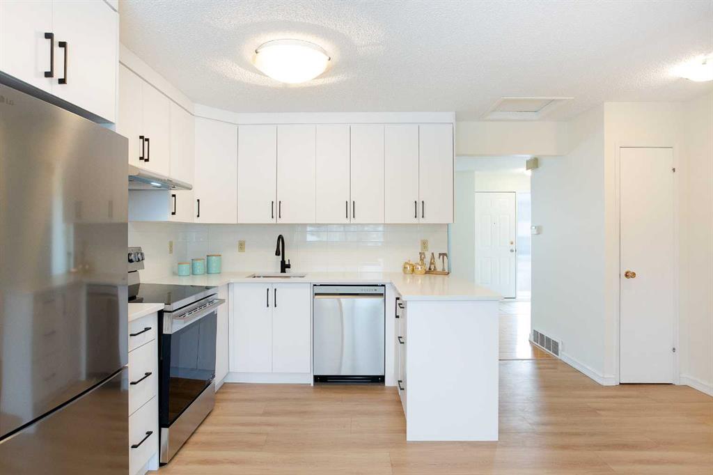 2, 1722 34 Avenue SW, A2281309, Alberta,