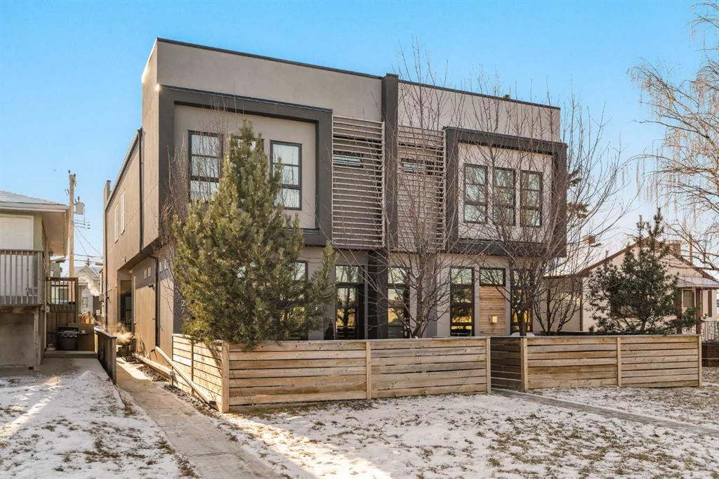 Second View of 2, 127 24 Avenue NE, Tuxedo Park, Calgary, Alberta, T2E 1W7