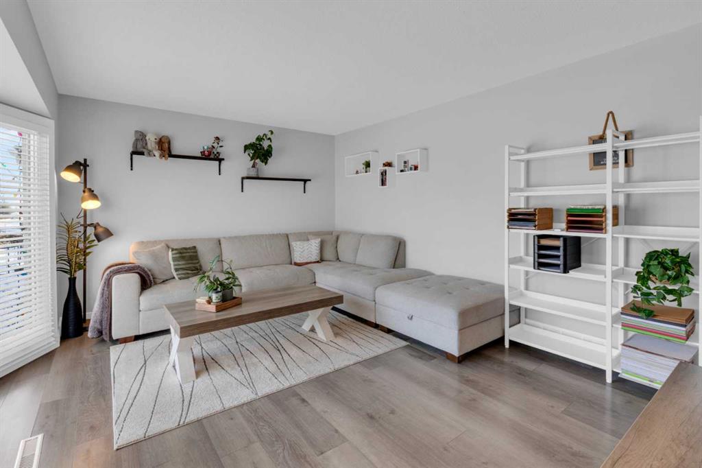 Fourth View of 2231 39 Street SE, Forest Lawn, Calgary, Alberta, T2B 1A6