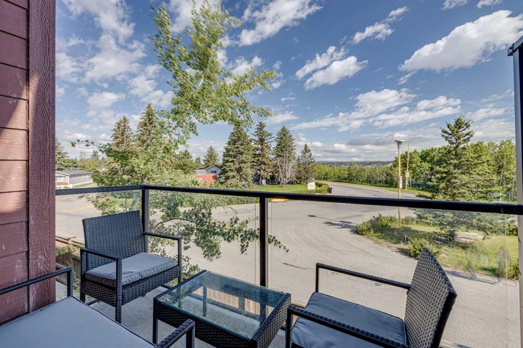 Fifth View of 614 Greenbriar Common NW, Greenwood/Greenbriar, Calgary, Alberta, T3B 6J2