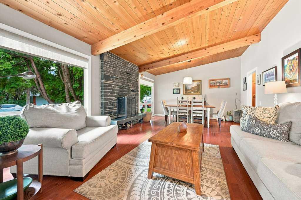 6 Varcourt Place NW, A2281564, Alberta,