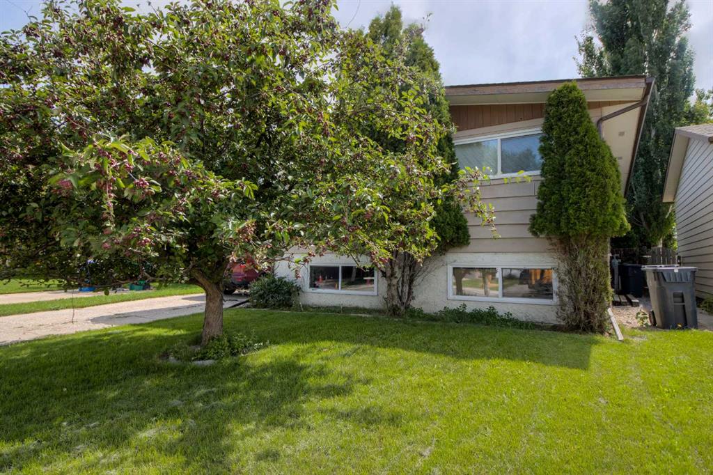 7 cayuga Place W, A2281628, Alberta,