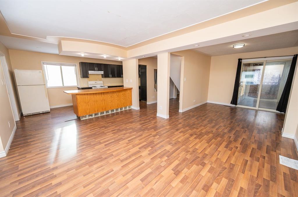 Fourth View of 5811 43 Avenue , Waskasoo, Red Deer, Alberta, T4N 3E5