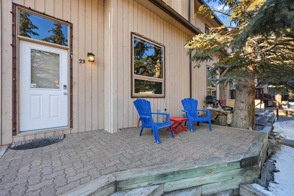 Fifth View of 23, 1225 Railway Avenue , Town Centre_Canmore, Canmore, Alberta, T1W 1R4