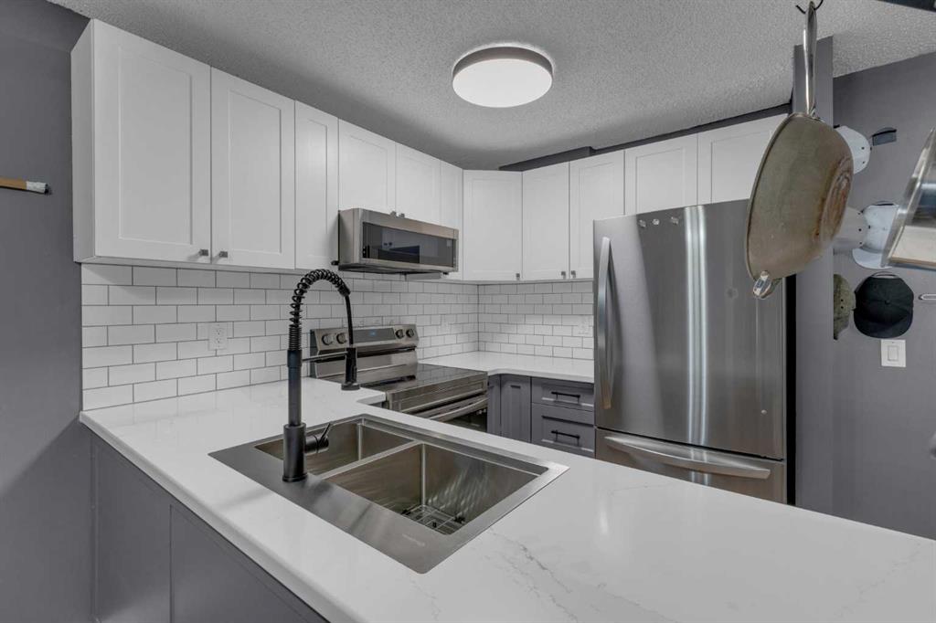 Fifth View of 202, 1915 26 Street SW, Killarney/Glengarry, Calgary, Alberta, T3E 2A2