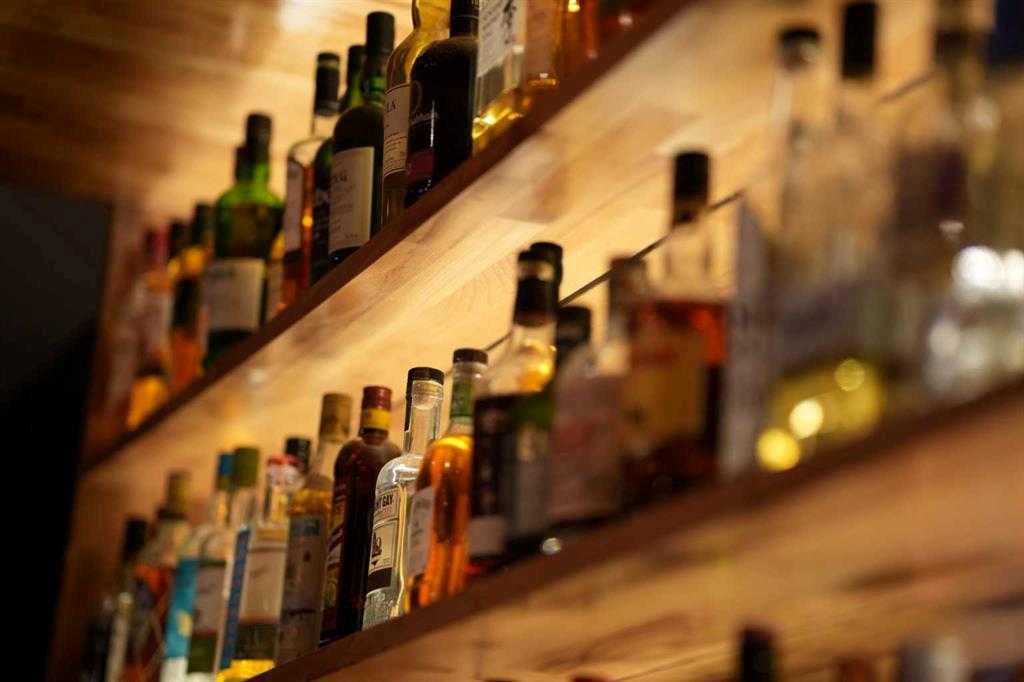 123 Liquor Store  NW, A2282195, Alberta,