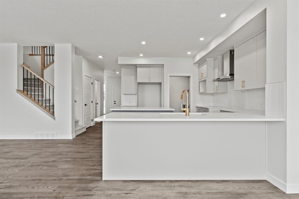 Third View of 2220 Lancaster Heights SE, Lanark, Airdrie, Alberta, T4A3R1