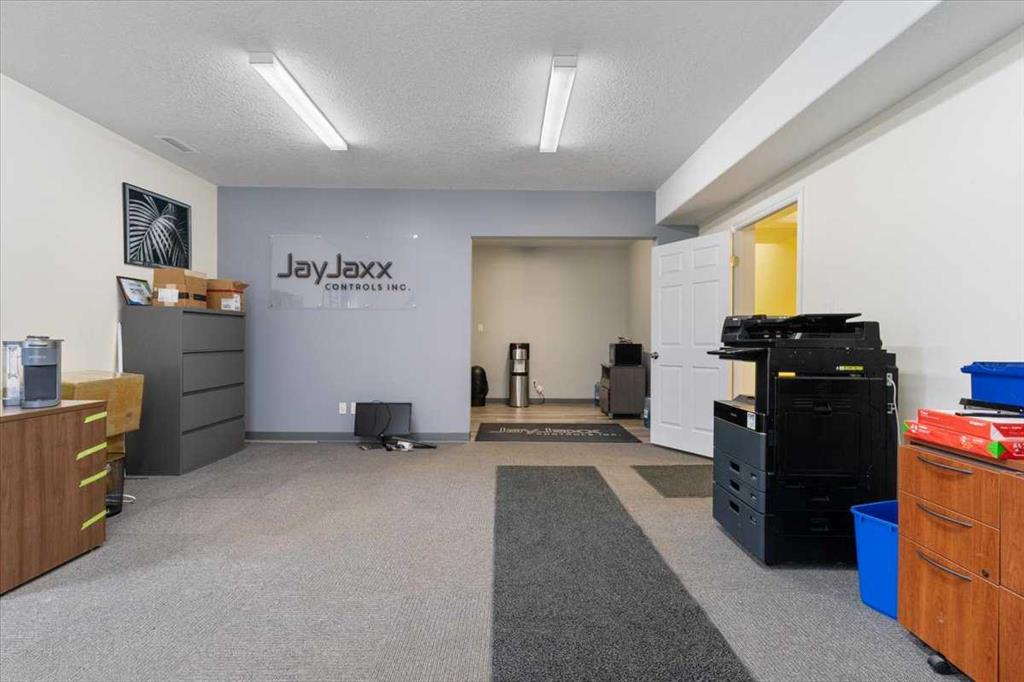 Fifth View of 105, 11302 95 Avenue , Richmond Industrial Park, Grande Prairie, Alberta, T8V 5M1