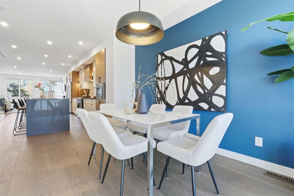 Fifth View of 2104 17A Street SW, Bankview, Calgary, Alberta, T2T 4R8