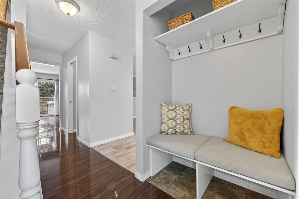 Fourth View of 115, 4810 40 Avenue SW, Glamorgan, Calgary, Alberta, T3E 1E5