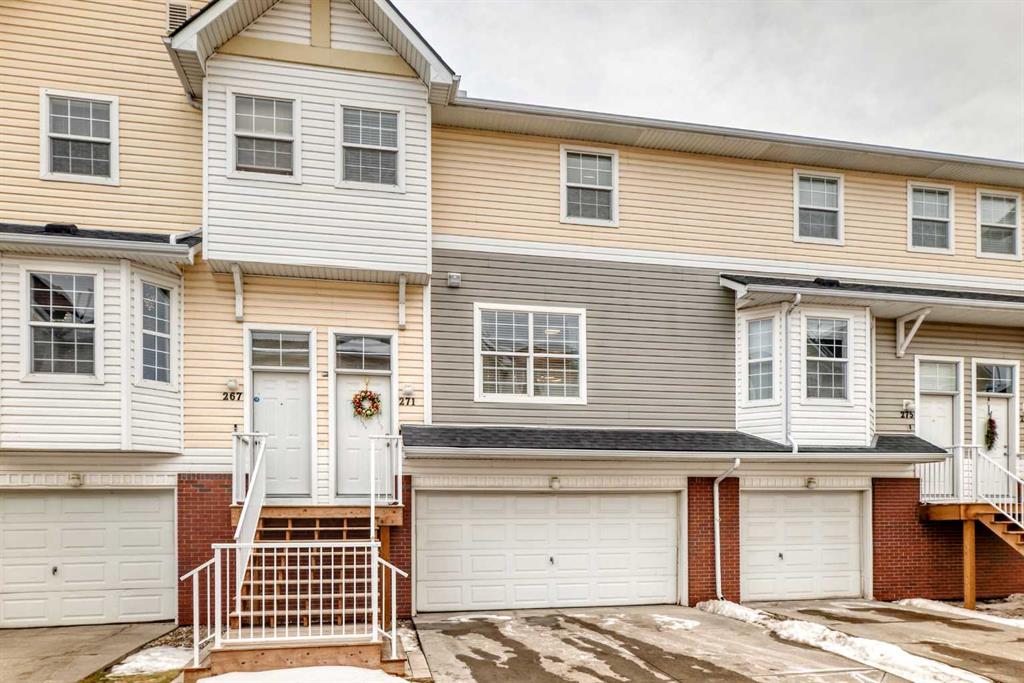 MLS® listing #108163239 for sale located at 271 Prestwick Acres Lane SE