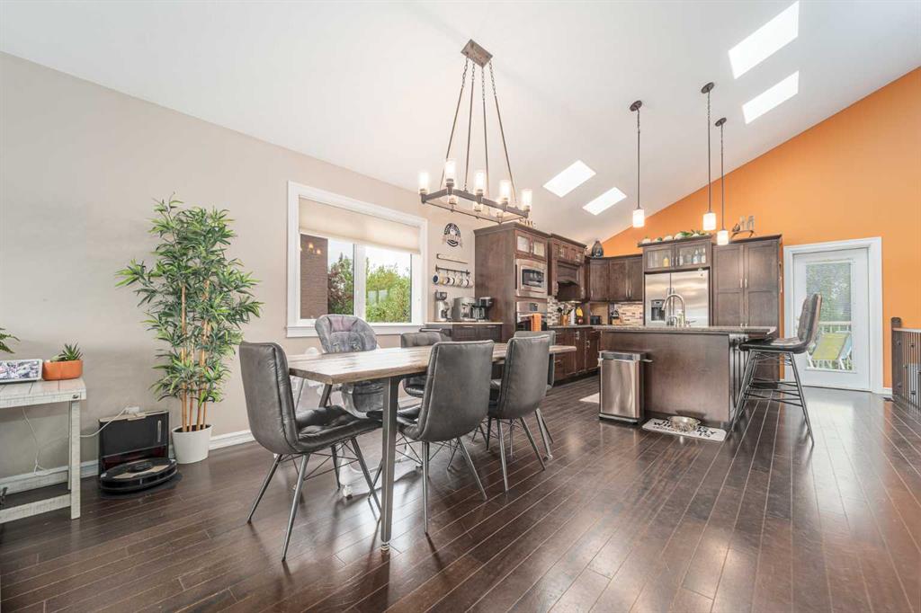 2112 30A Avenue , A2282559, Alberta,