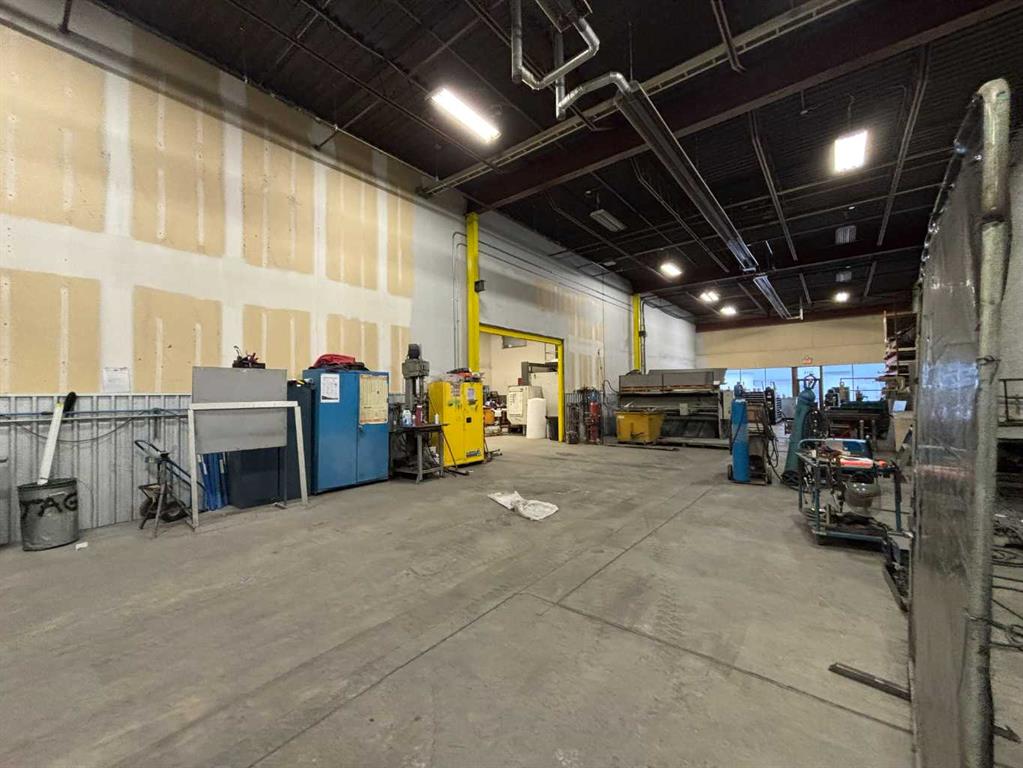 Fifth View of 1114, 4316 64 Avenue SE, Foothills, Calgary, Alberta, T2C2B3