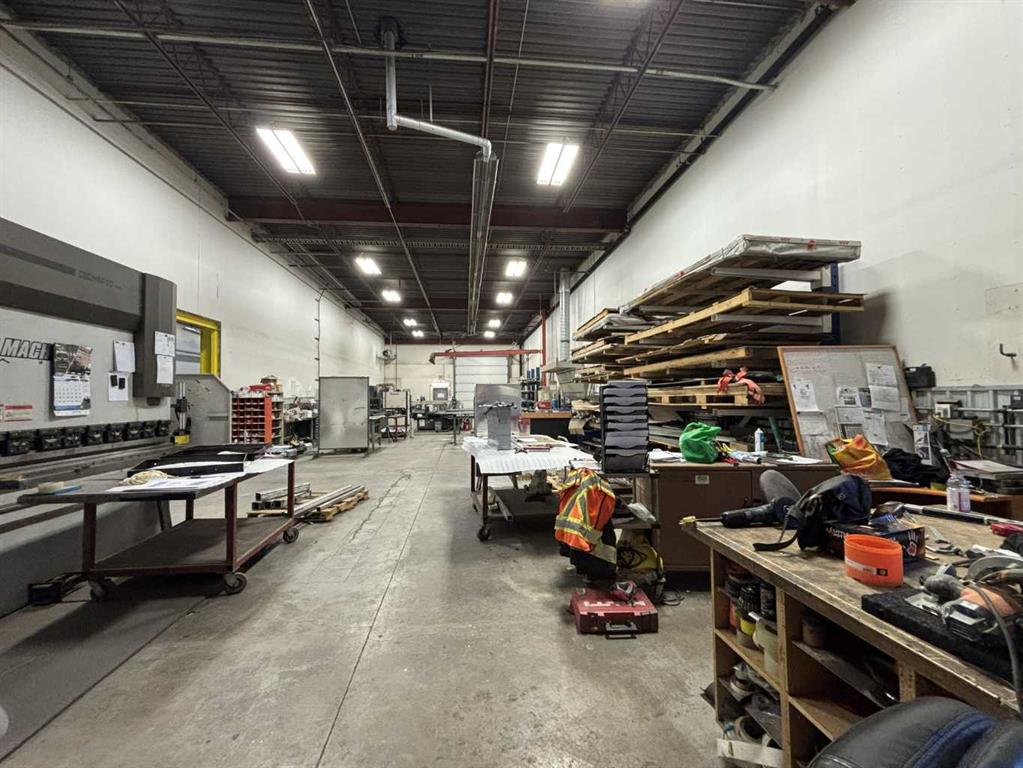 Fourth View of 1118, 4316 64 Avenue SE, Foothills, Calgary, Alberta, T2C2B3