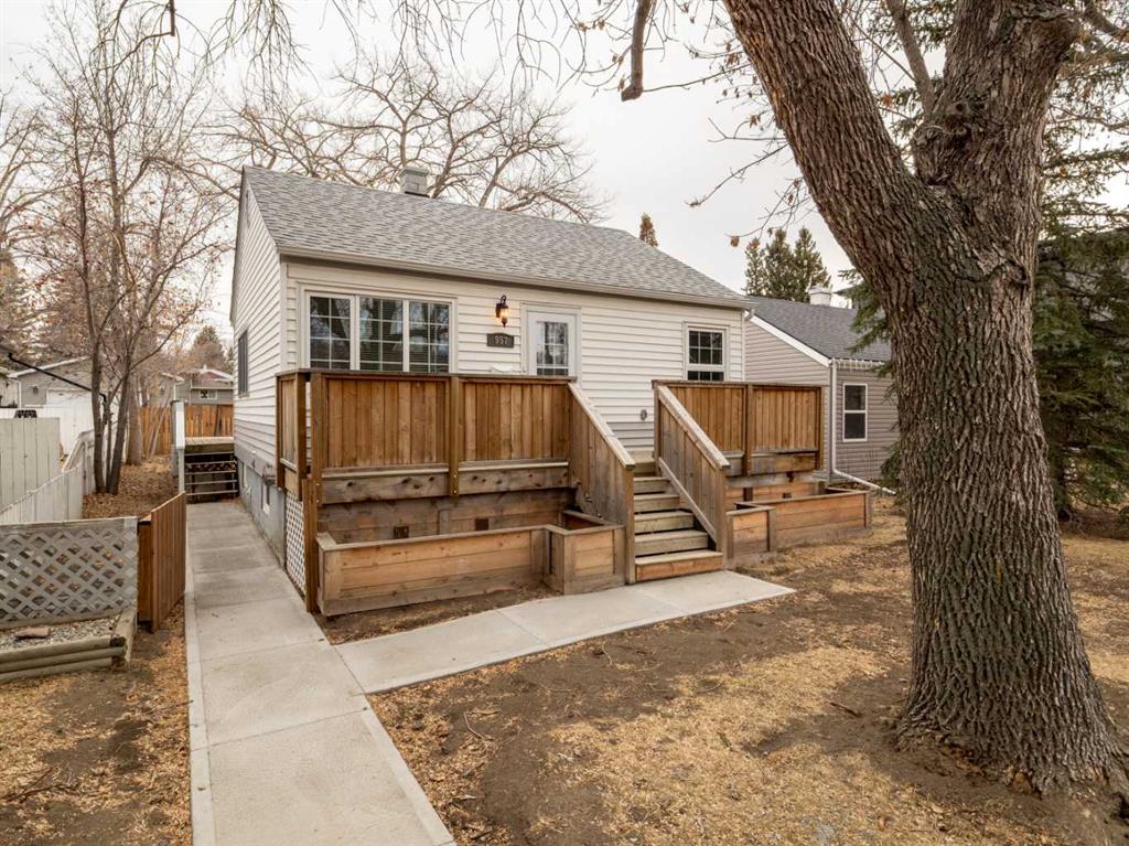 957 12 St  S, A2282726, Alberta,