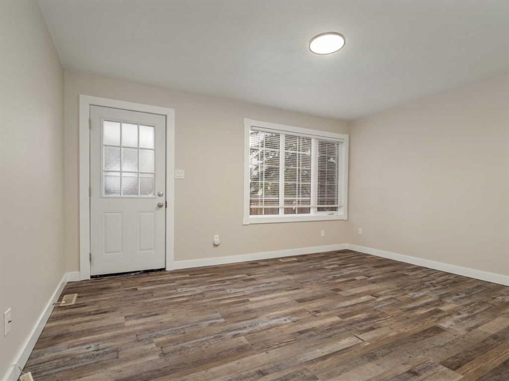 Fourth View of 957 12 St  S, London Road, Lethbridge, Alberta, T1J 2S8