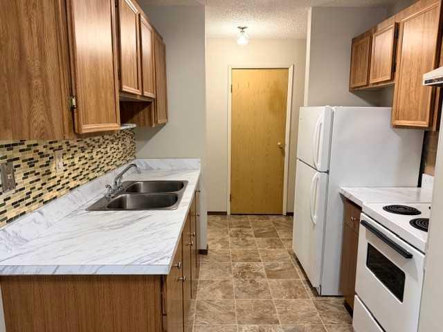 Fifth View of 103, 27 Bennett Street , Bower, Red Deer, Alberta, T4R 1V3