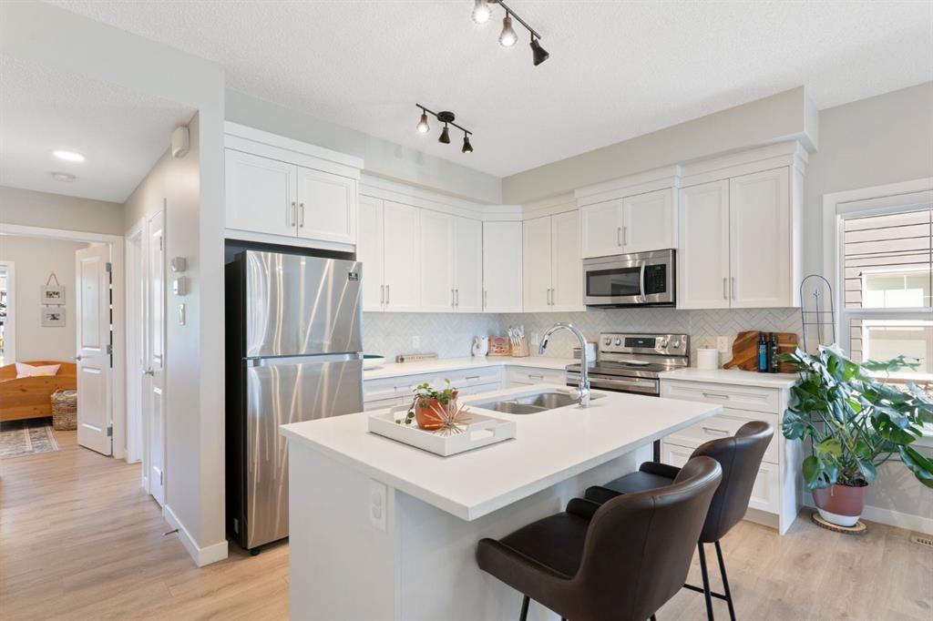 1001, 250 Fireside View , A2282763, Alberta,