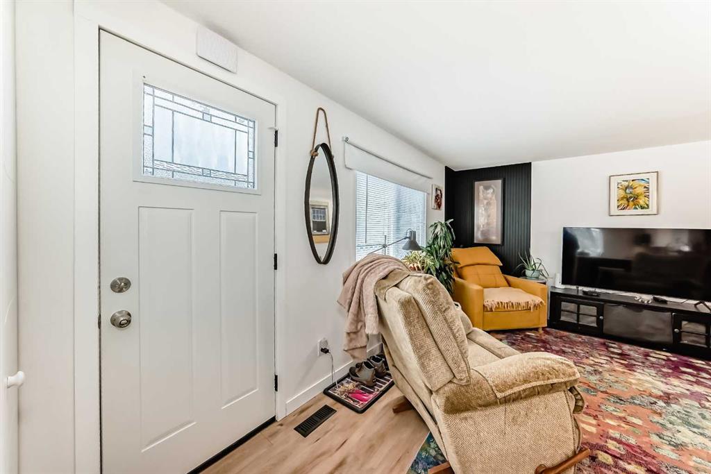 Fourth View of 189, 99 Arbour Lake Road NW, Arbour Lake, Calgary, Alberta, T3G 4E4