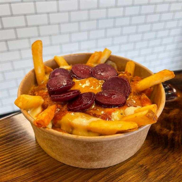 Third View of 3301 50 Avenue , South Hill, Red Deer, Alberta, T4N3V9